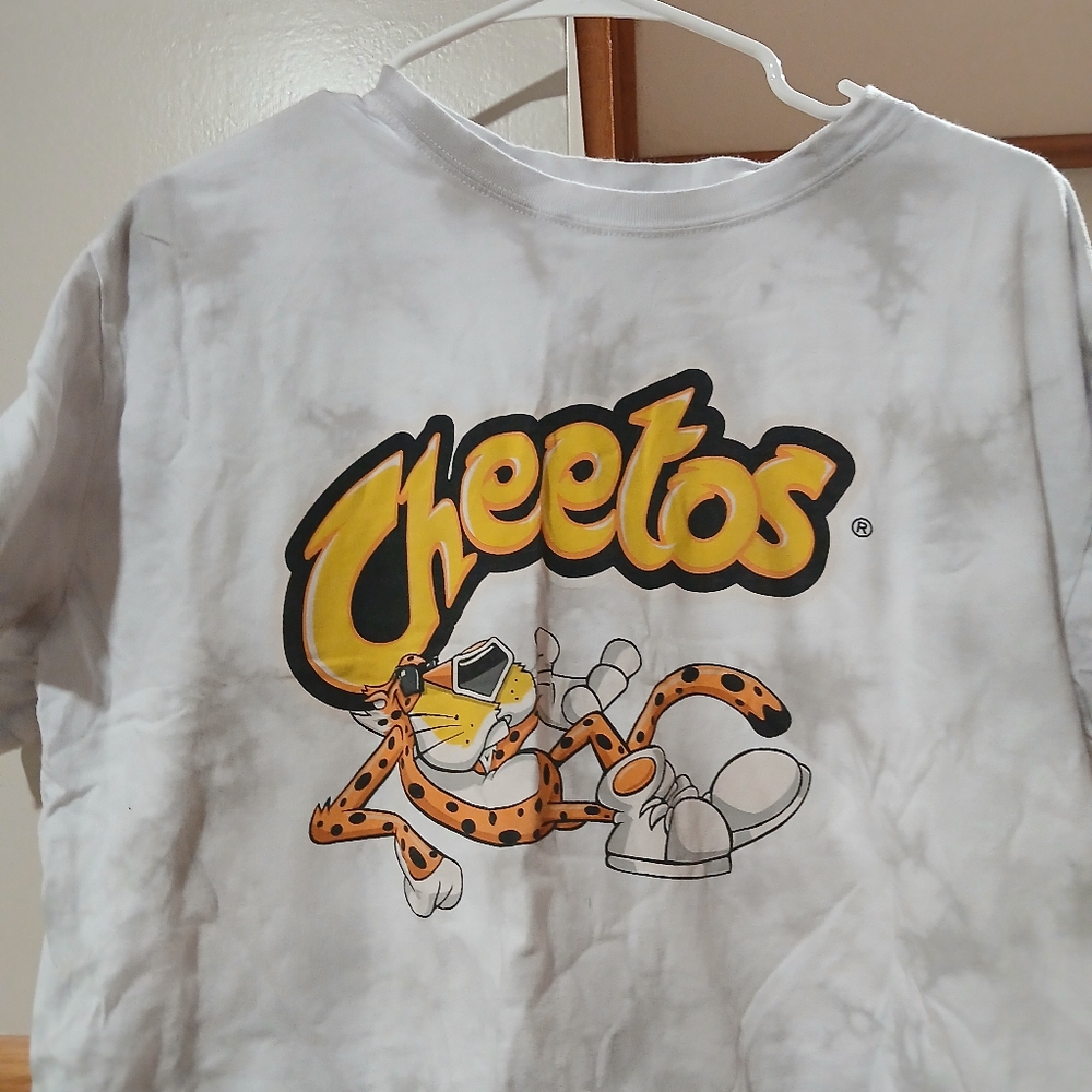 Cheeto graphic tee